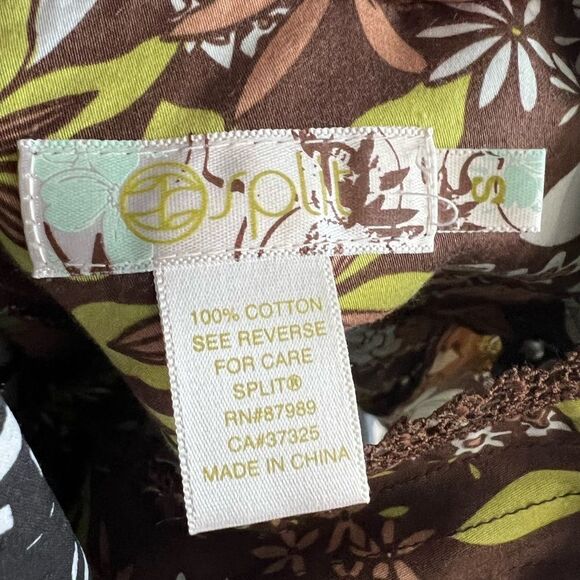 Split Blouse  - Picture 5 of 6